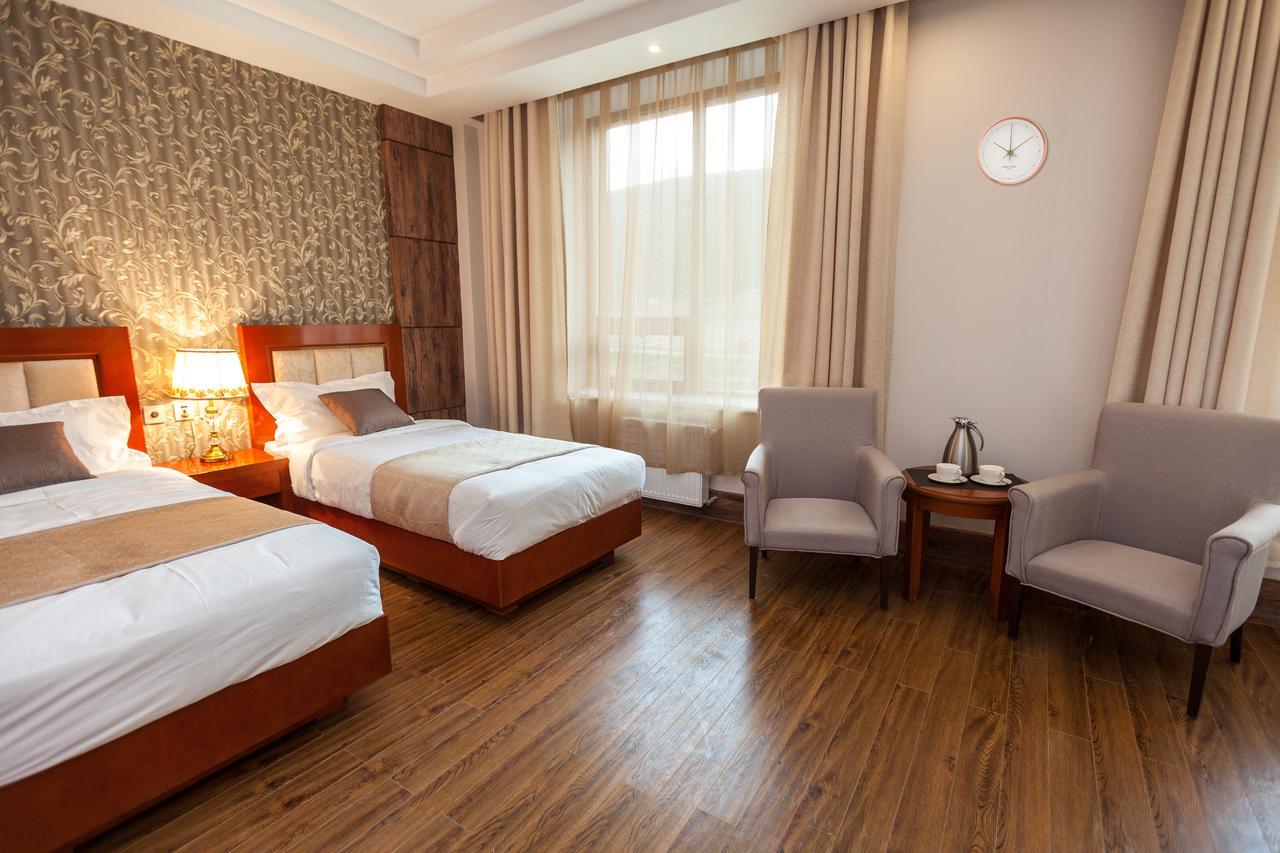 Resort World Terelj Hotel Ulan Bator Exterior foto