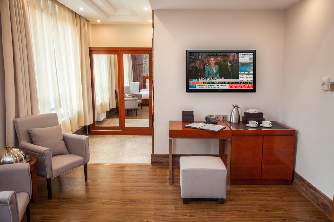 Resort World Terelj Hotel Ulan Bator Exterior foto