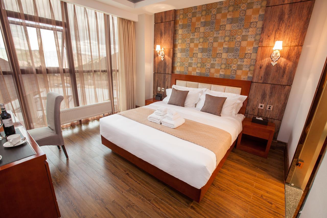 Resort World Terelj Hotel Ulan Bator Exterior foto
