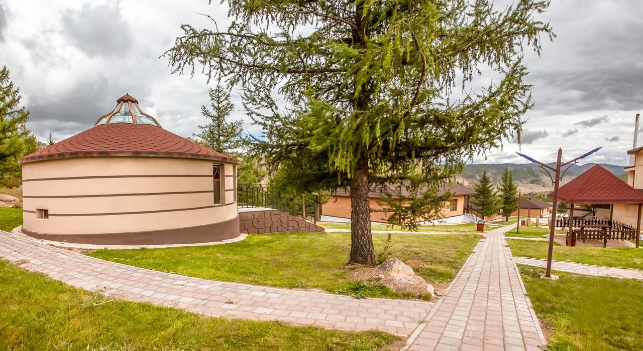 Resort World Terelj Hotel Ulan Bator Exterior foto