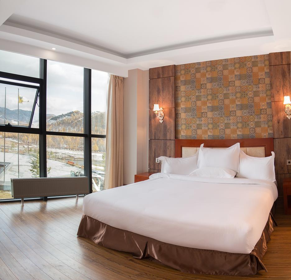 Resort World Terelj Hotel Ulan Bator Exterior foto